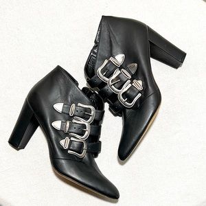 Black Leather Manolo Blahnik Triple Buckle Accent Ankle Witch Booties Zavattini